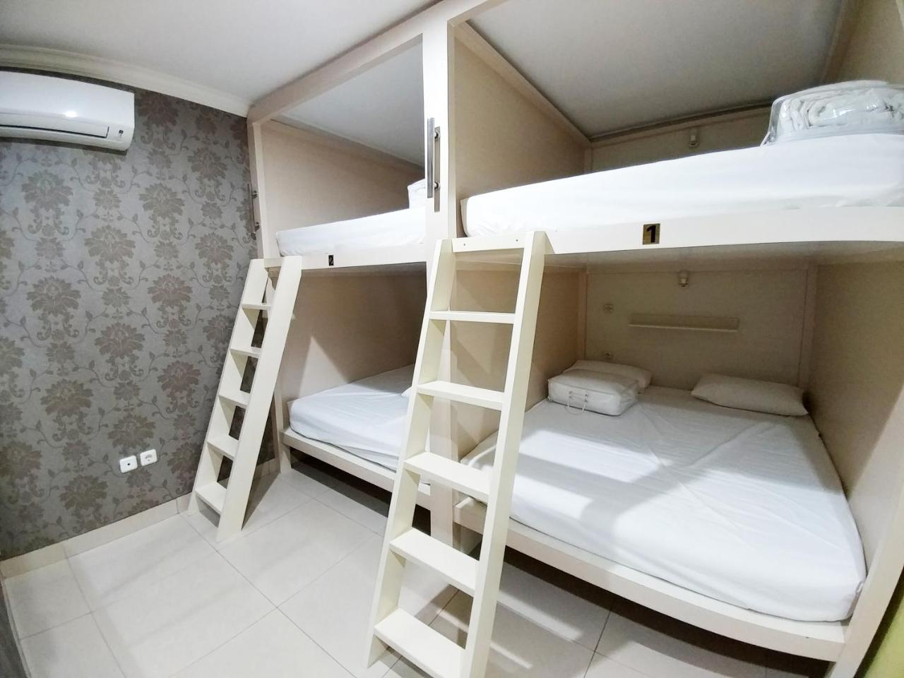 Homiestay Джакарта Экстерьер фото