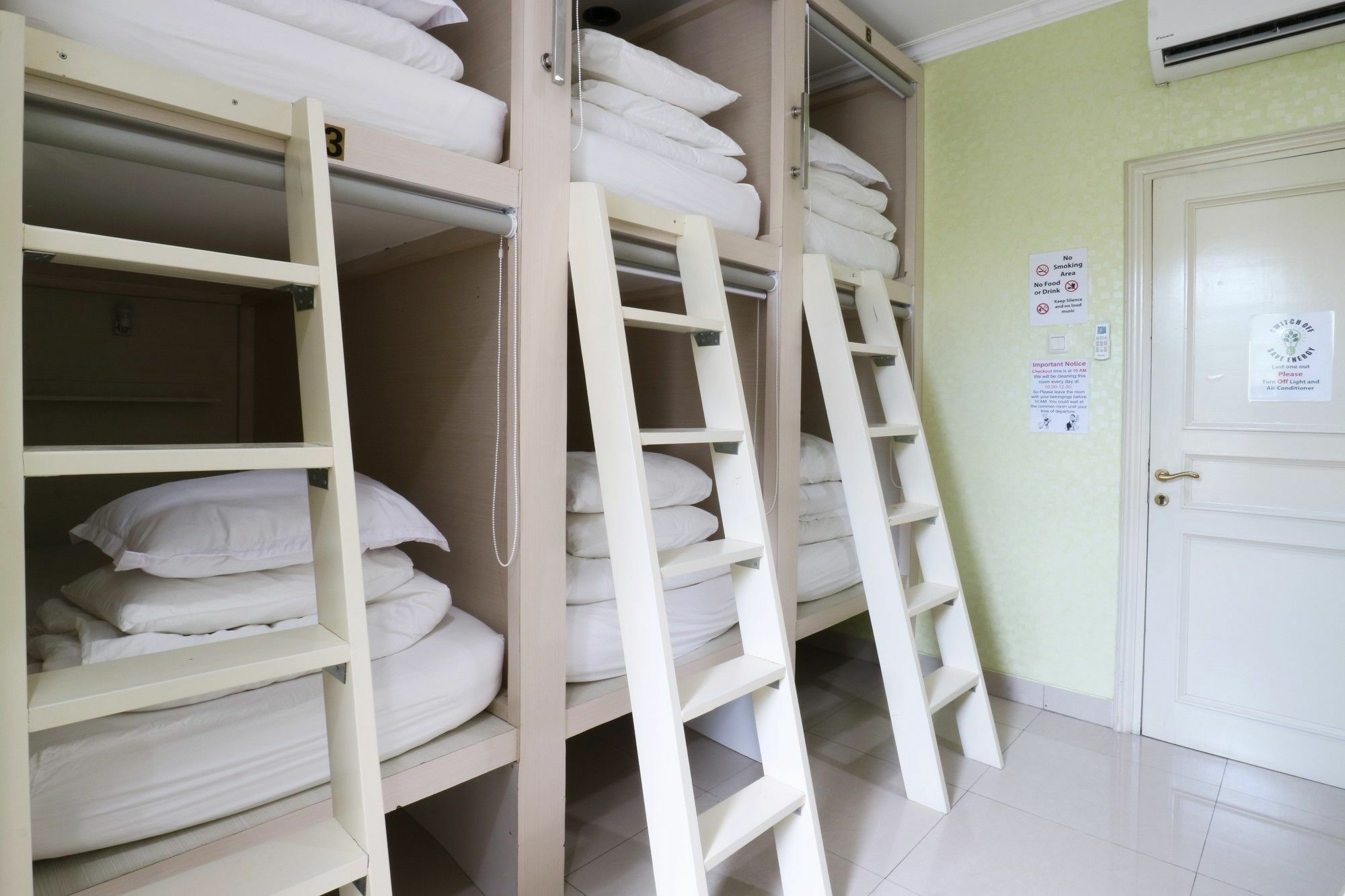 Homiestay Джакарта Экстерьер фото